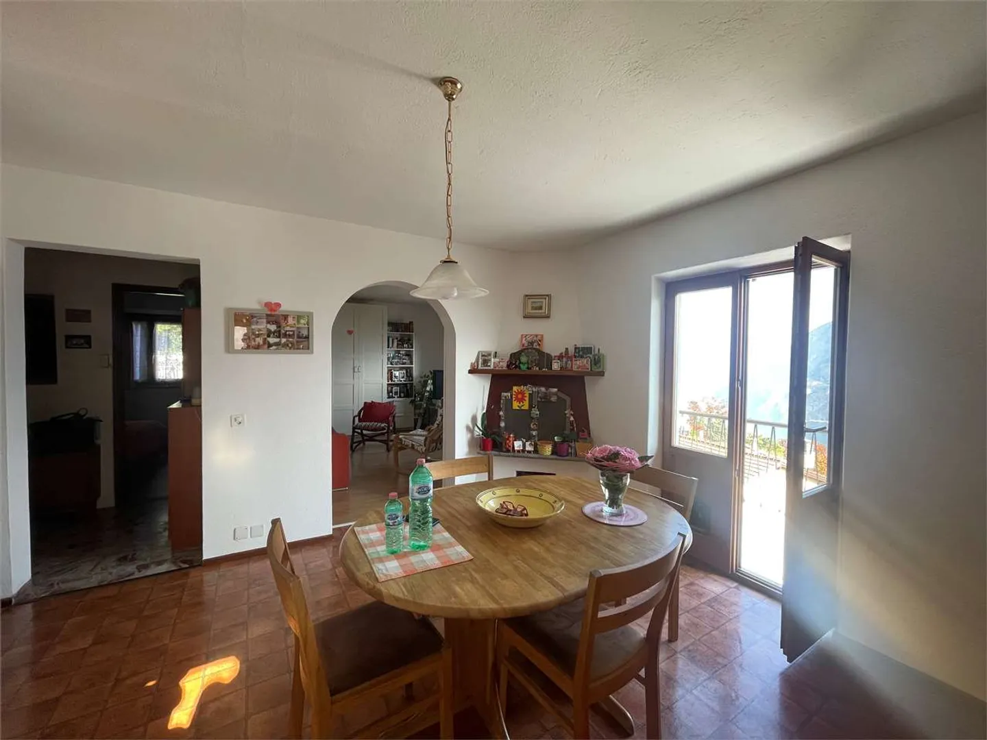 Two-family house with wonderful lake view in Carona - Photo 5 of 10