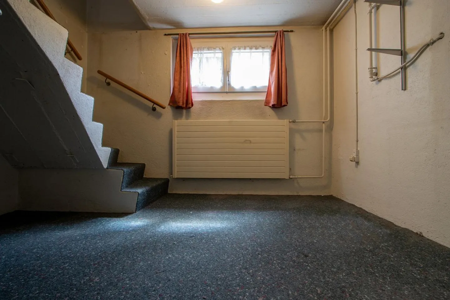 Attractive property with versatile potential for use - Photo 19 of 25