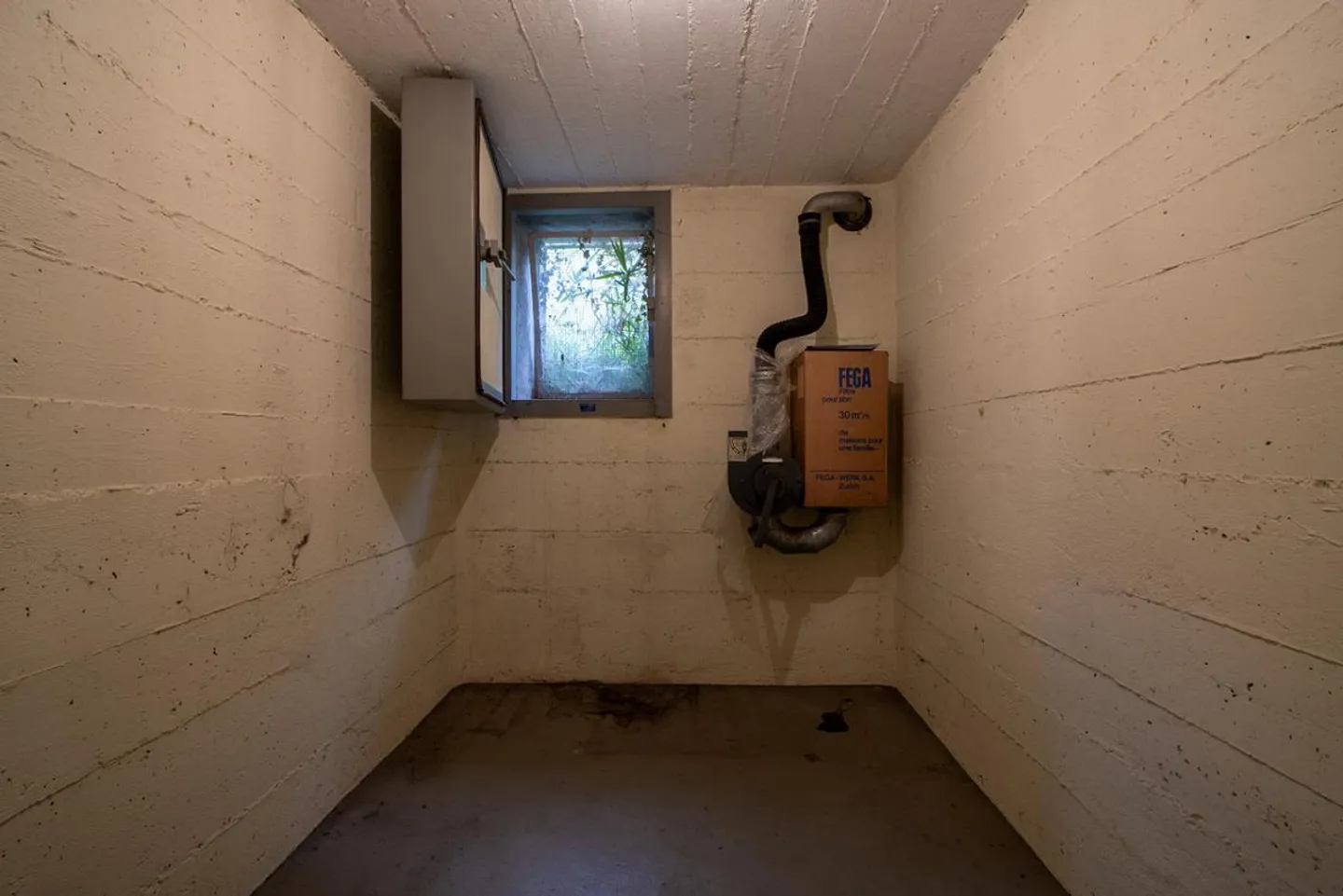Attractive property with versatile potential for use - Photo 23 of 25