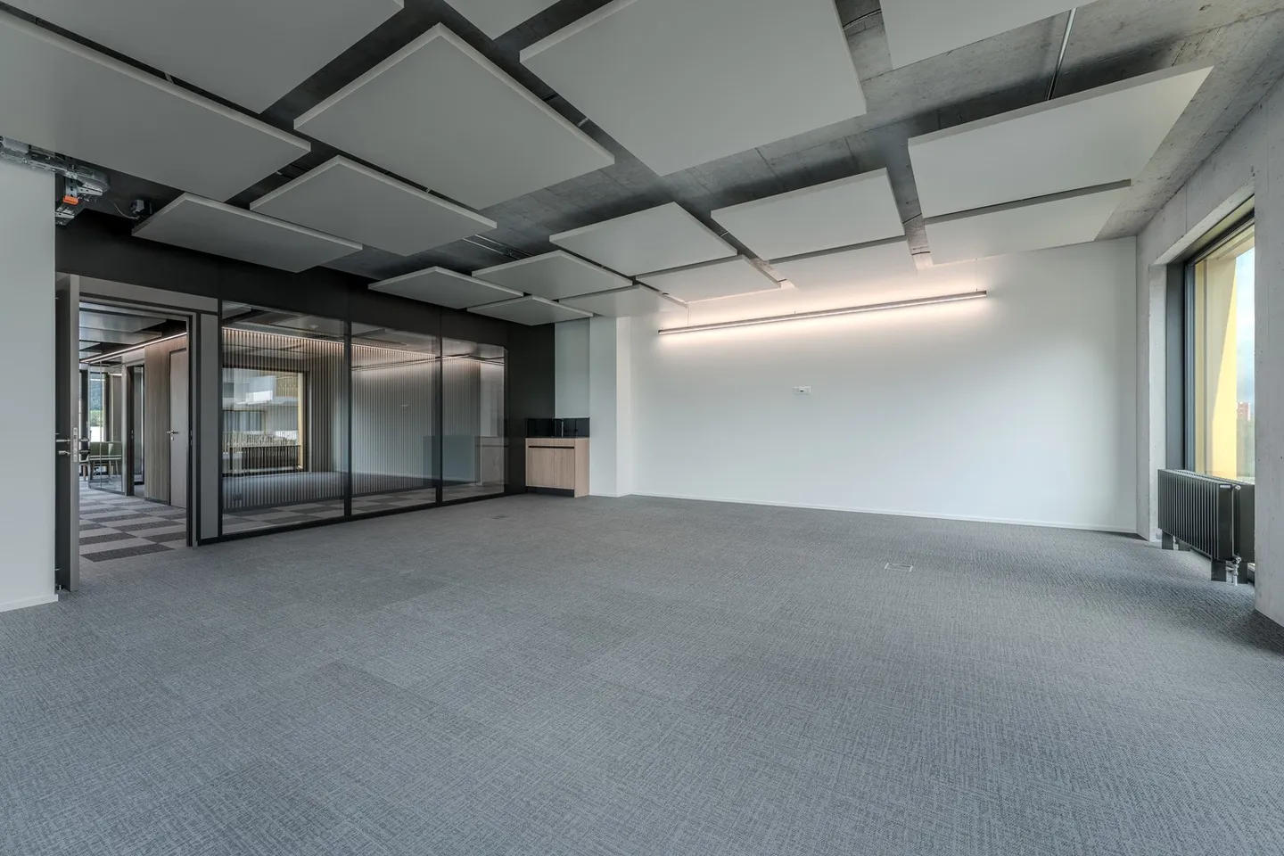 Spacious Storage Room in Quiet Area - Photo 5 of 9