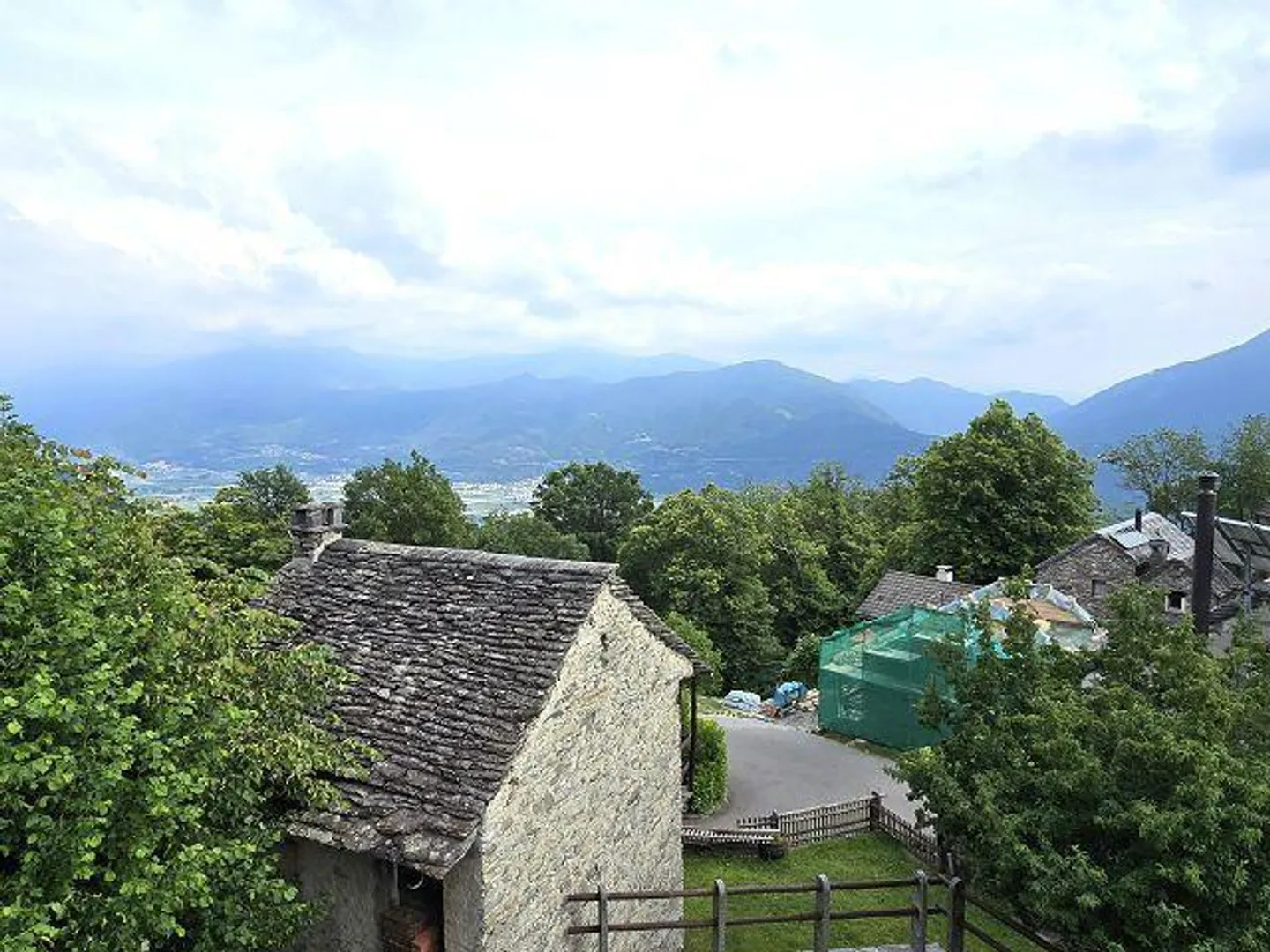 2 Rustiques dans un emplacement très calme et ensoleillé avec vue / 2 rustici con t... - Photo 23 sur 36