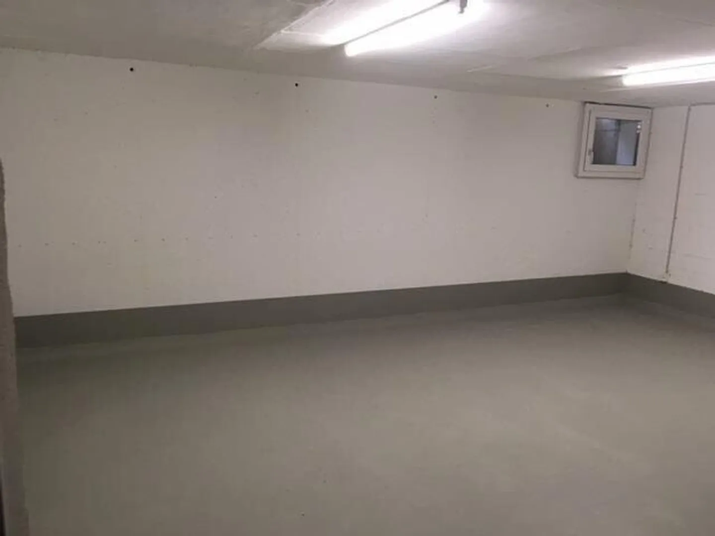 Spacious Storage Room for Rent - Photo 2 of 2