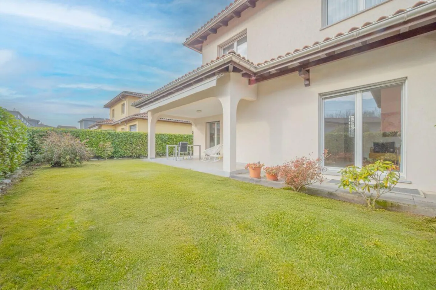 Belle maison individuelle avec jardin - Photo 1 sur 14