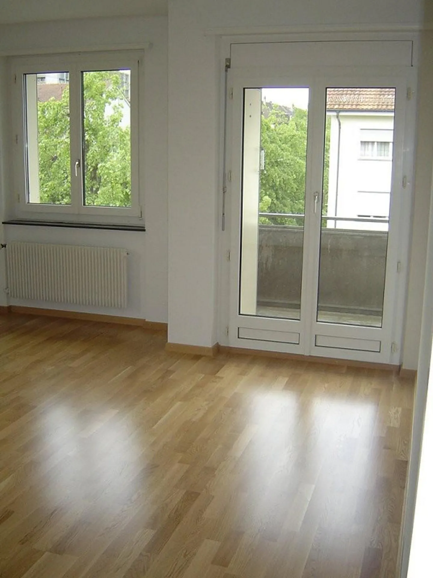 MODERN APARTMENT - TOP ACCESSIBLE - Photo 4 of 6