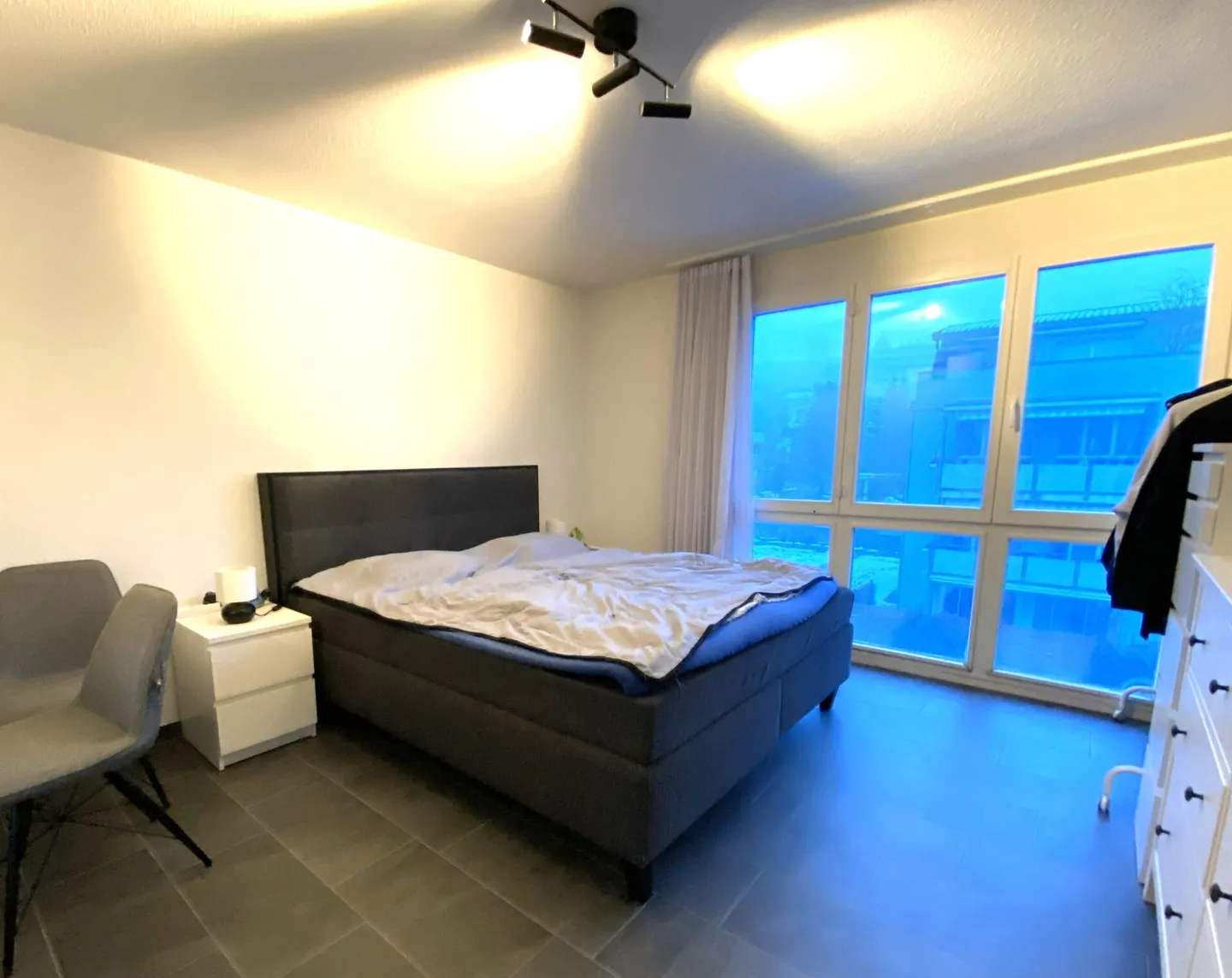 Appartement moderne, lumineux et attrayant de 3,5 pièces au centre de Fislisbach - Photo 7 sur 10