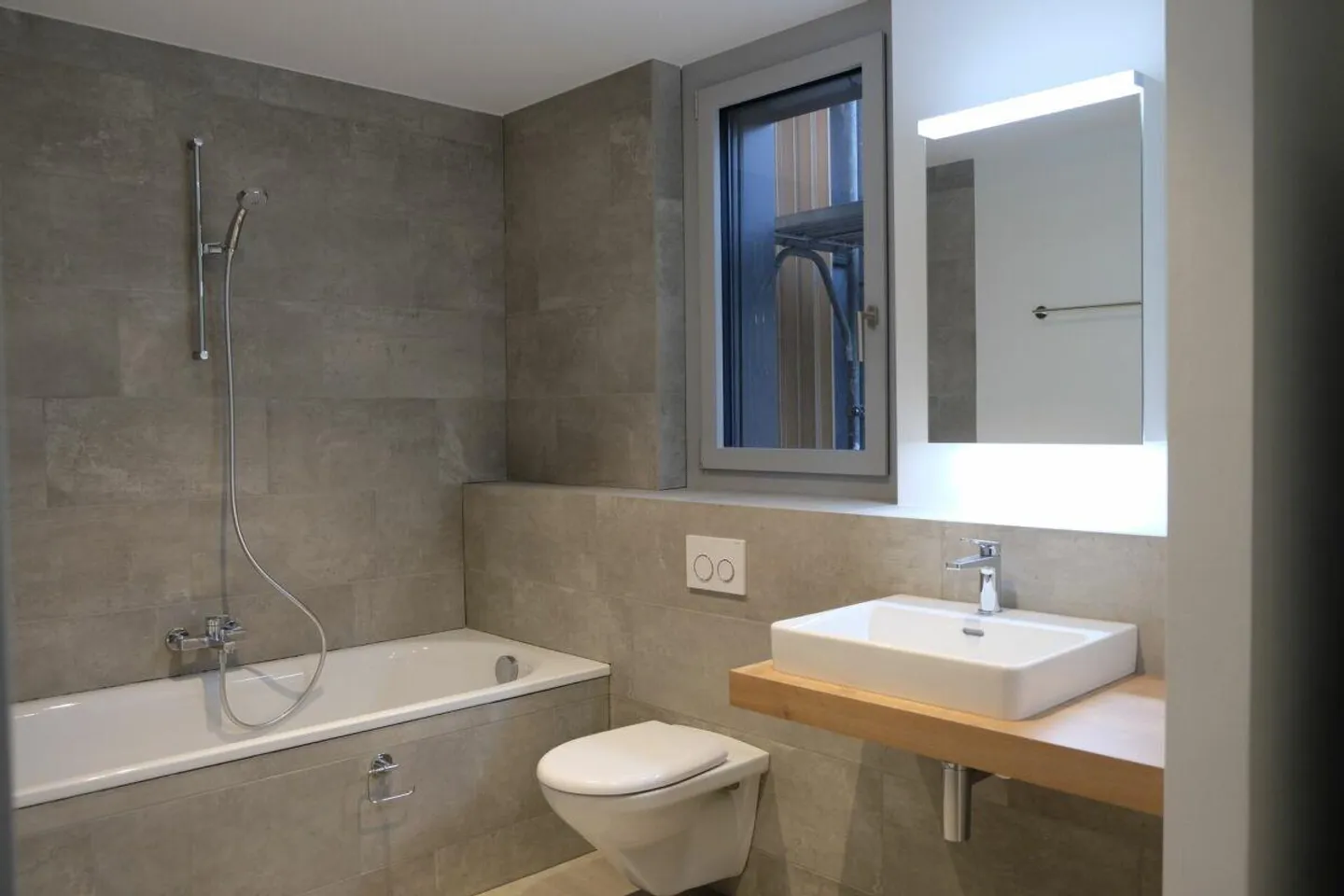 3.5-room apartment on the 3rd floor middle - Photo 4 of 5