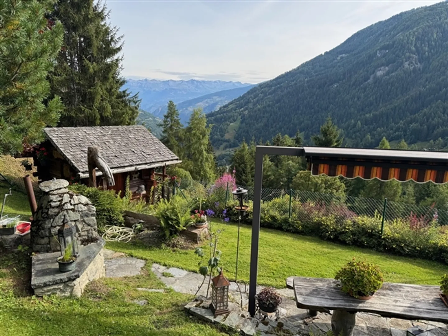 Summer Chalet and its Mazot / La Coût (Hérémence) / EXCLUSIVE AGENT - Photo 8 of 13