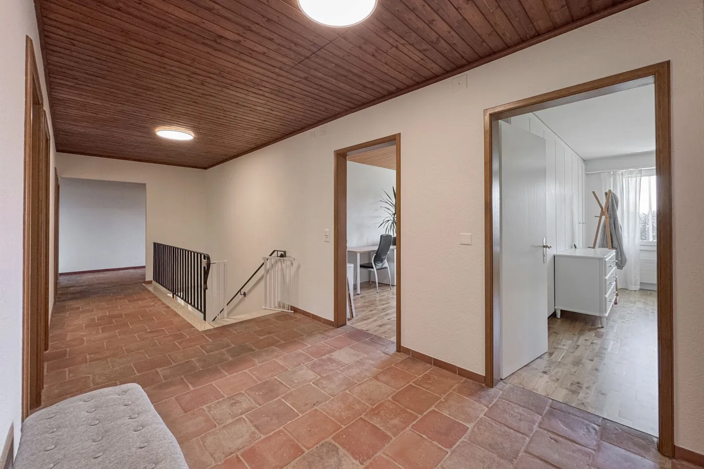 Charmantes Familienhaus mit Pool - Foto 10 von 16