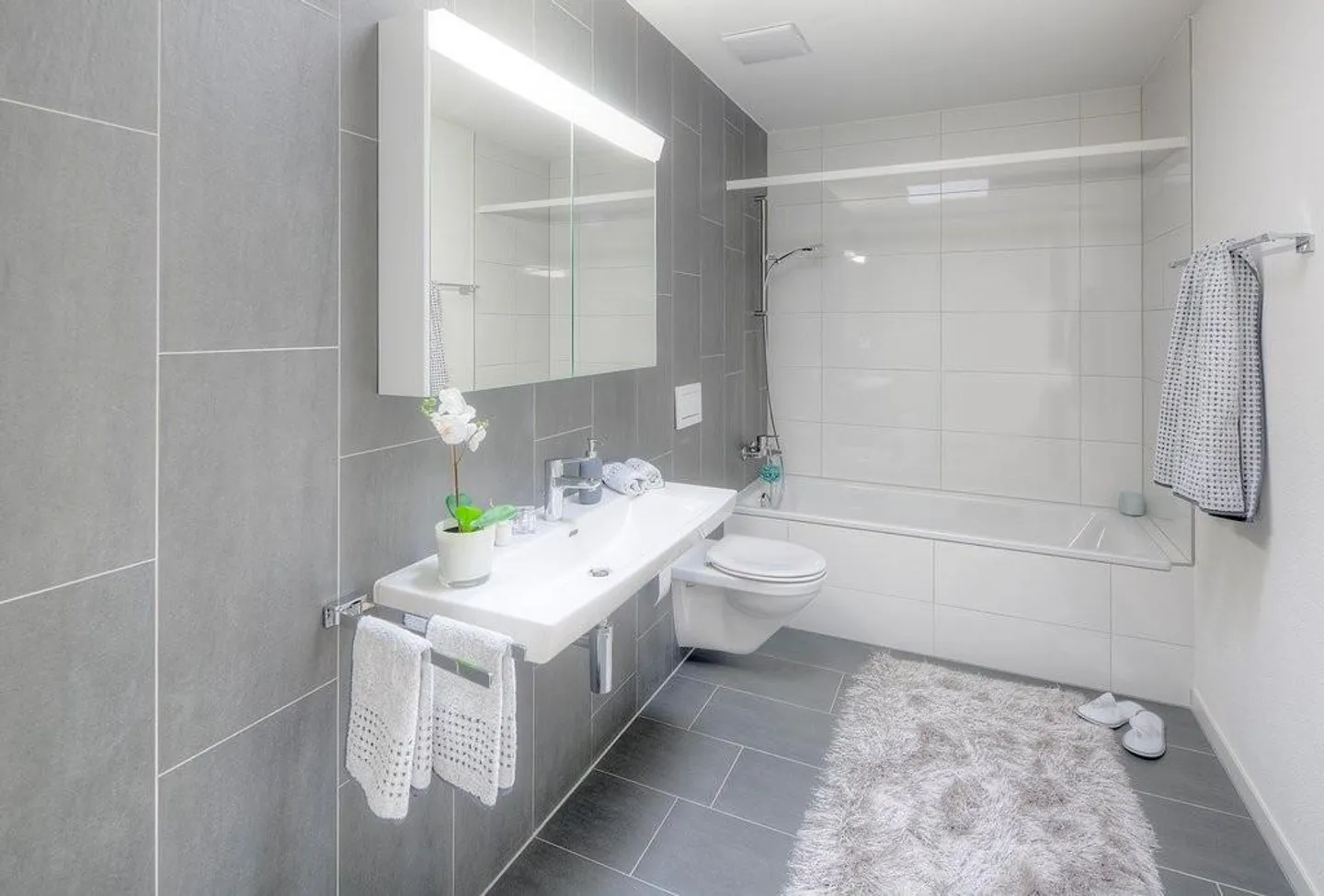 Your dream apartment with plenty of space to live and relax! - Photo 4 of 5