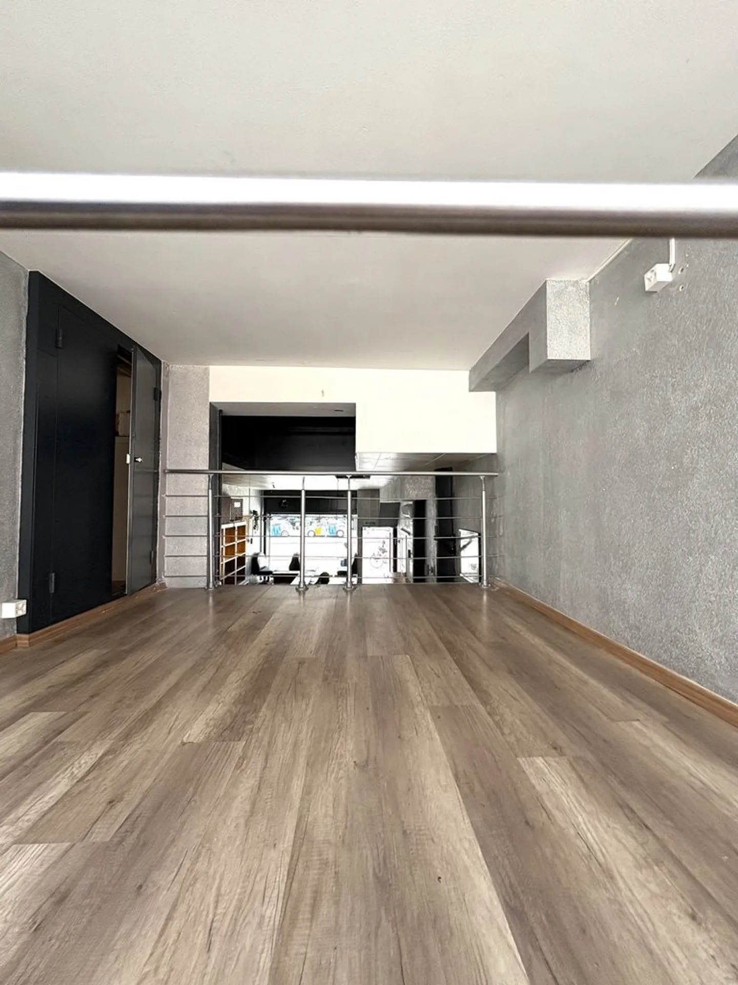 Basel Heuwaage : espace commercial polyvalent de 65 m2 dans un emplacement central - Photo 3 sur 4