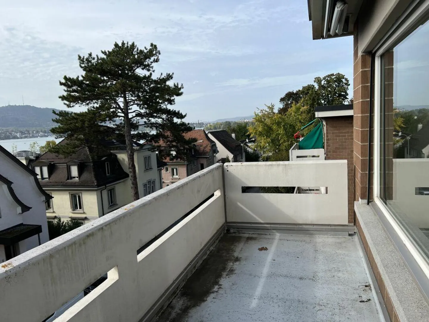 Appartamento con vista lago - limitato fino al 30.09.2026 - Foto 1 di 9