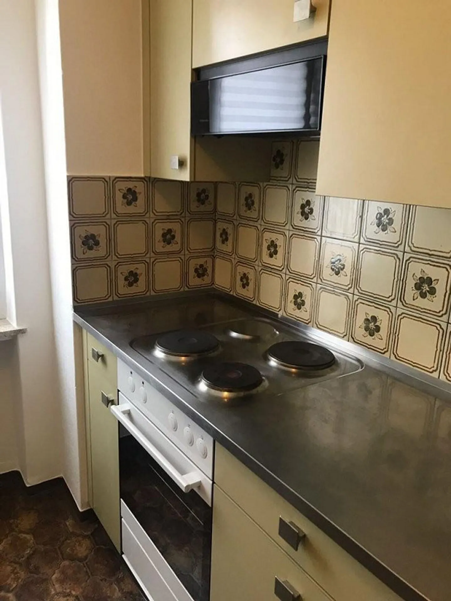 Cozy 2-room apartment - limited until 30.04.2027 - Photo 3 of 7