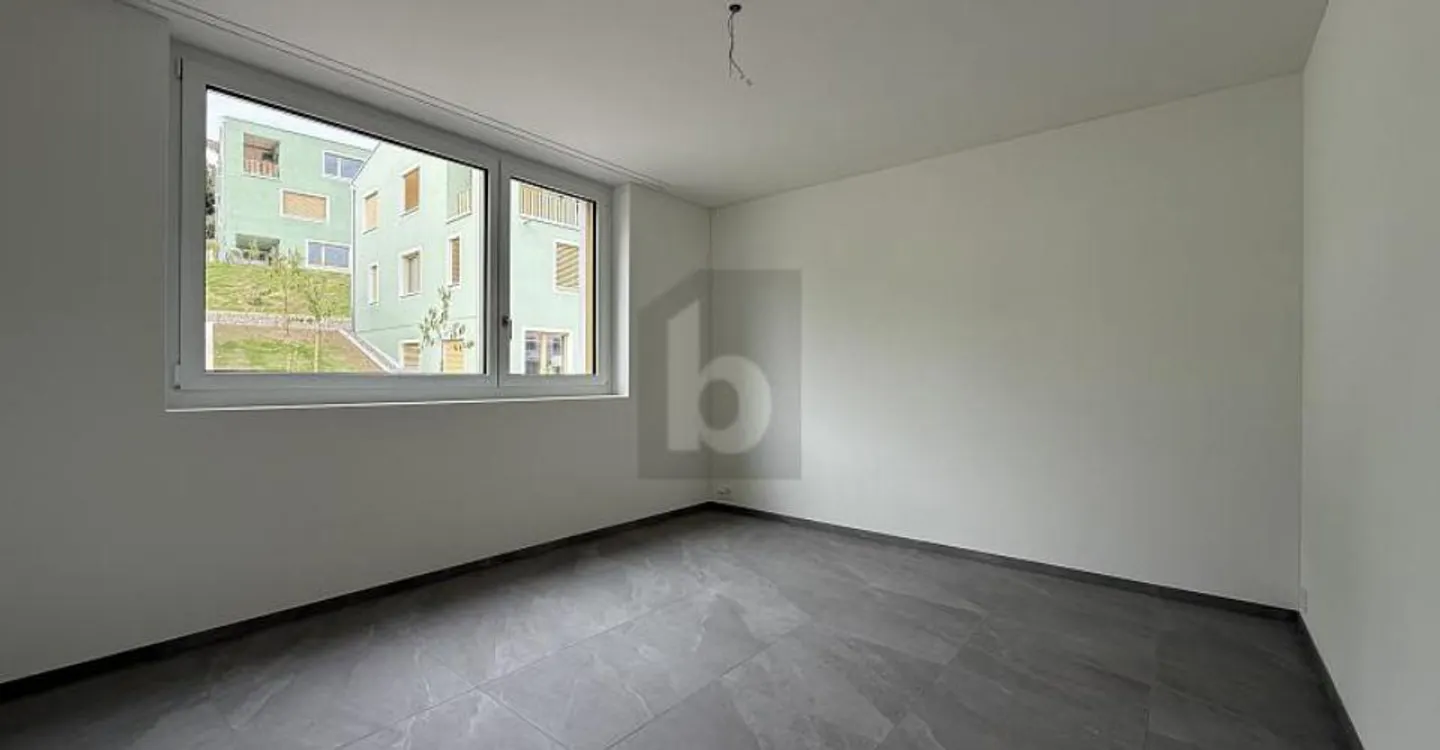 Grosszügige Wohnung mit Balkon - Foto 4 von 6