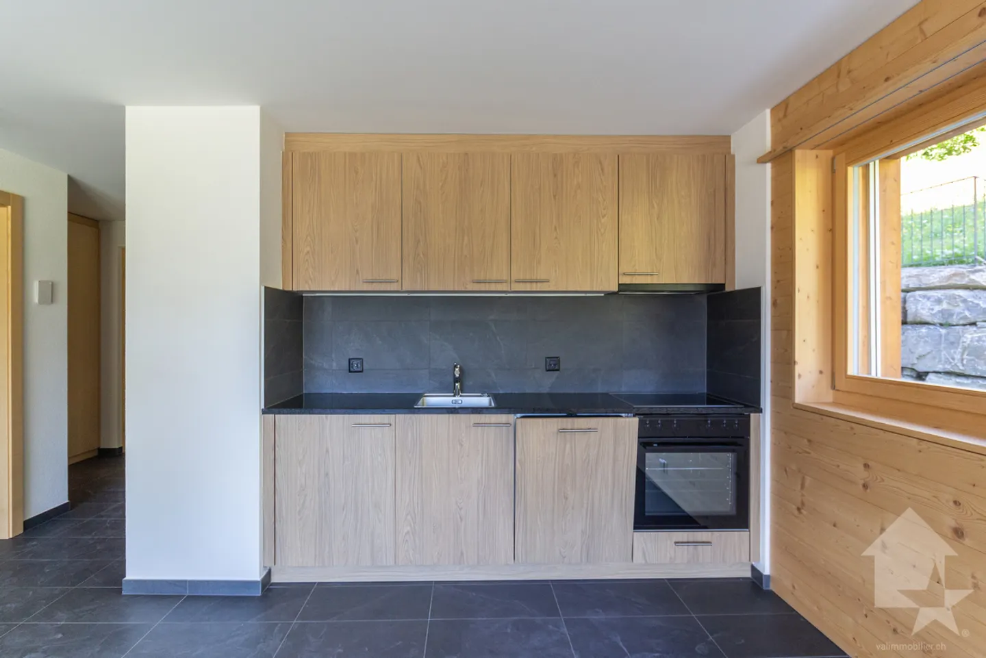 Nuovo appartamento di 2,5 stanze in una residenza per vacanze con terrazza - Foto 6 di 13