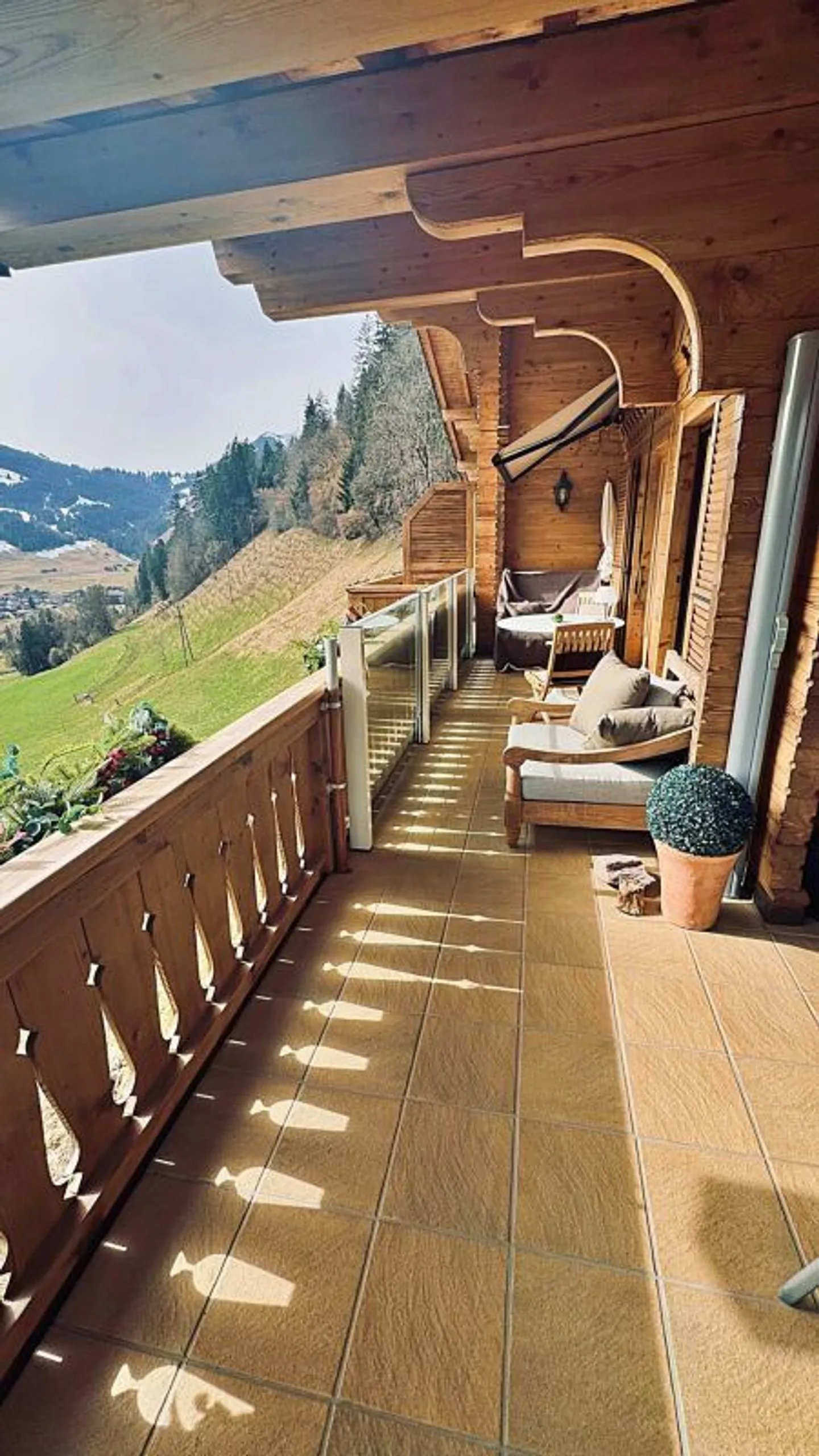 Superbe Attique Rénové - Photo 7 sur 20