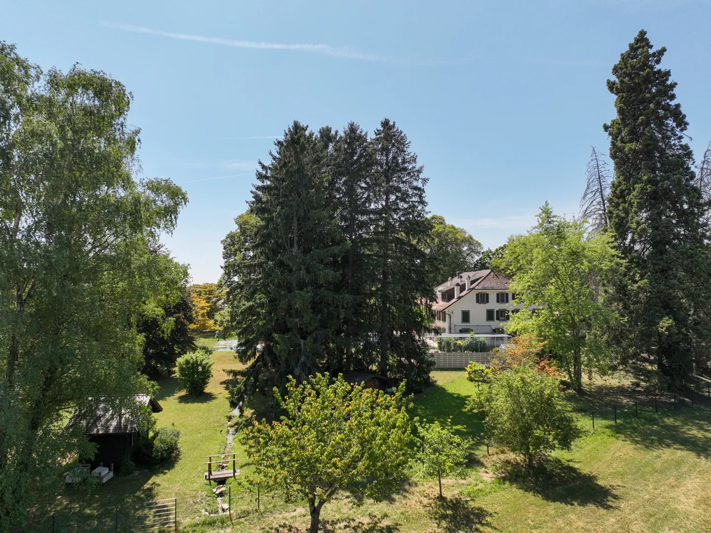 Manoir du 18ème siècle avec parc rénové de 7 800 m² - Photo 53 sur 60