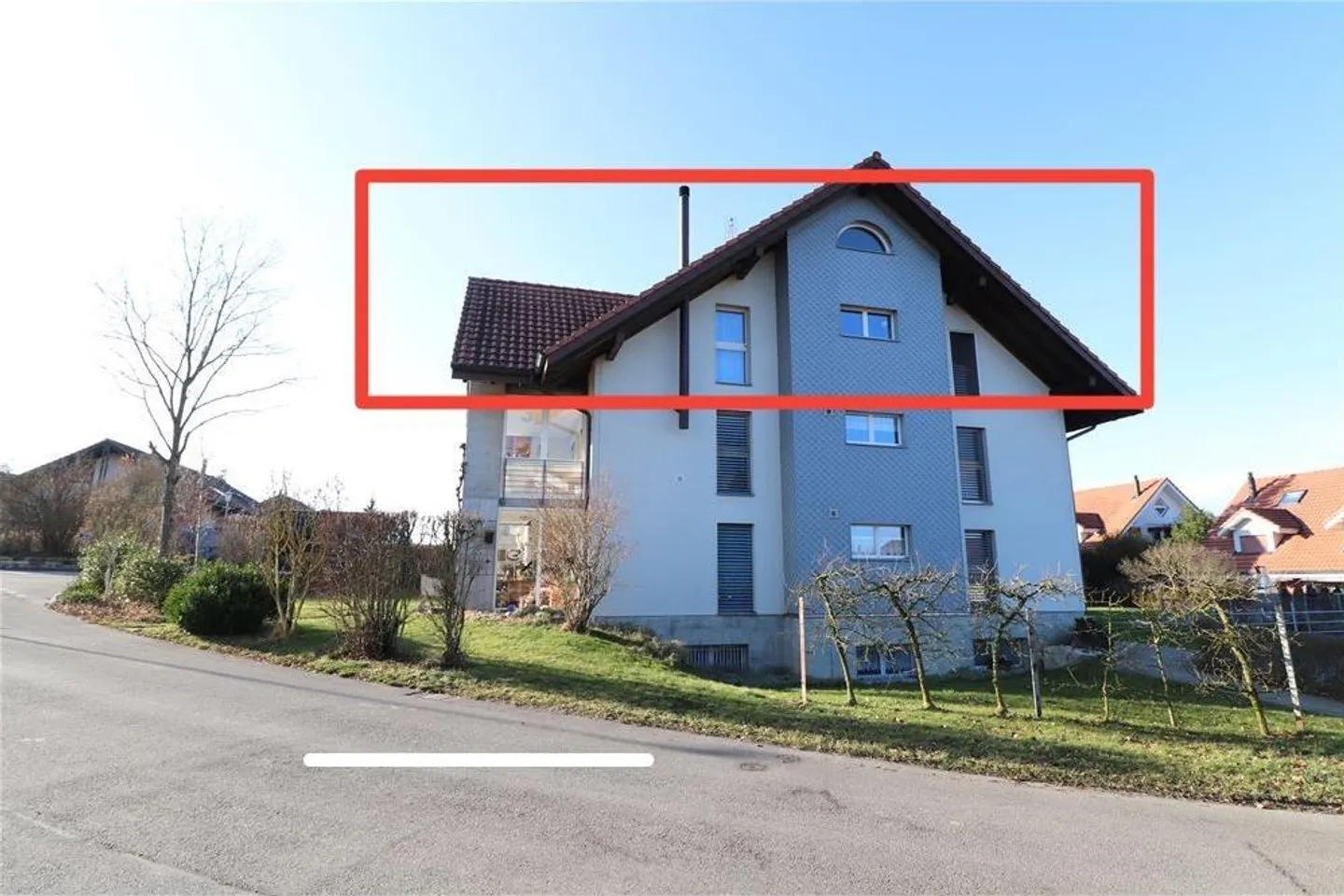 Spacious 4.5-room apartment with high-quality fireplace, open living concept and loggia - Photo 11 of 13