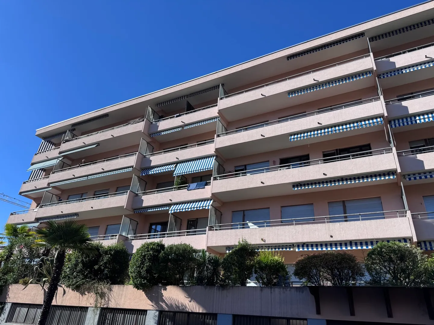 Apartment for sale - Photo 2 of 11