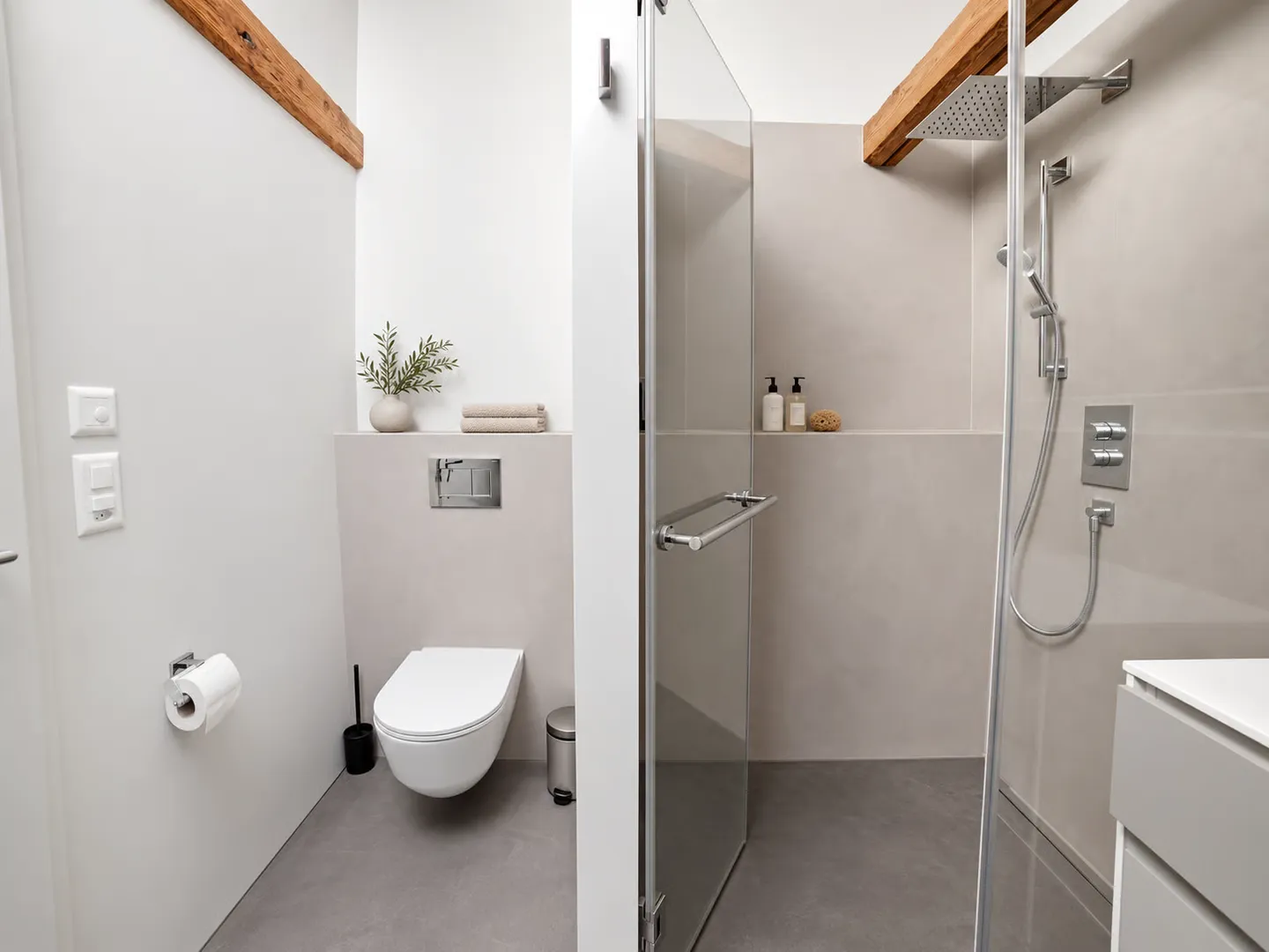A Home to Feel Good: 5.5-Room Semi-Detached House with Garden and Terrace - Photo 11 of 16