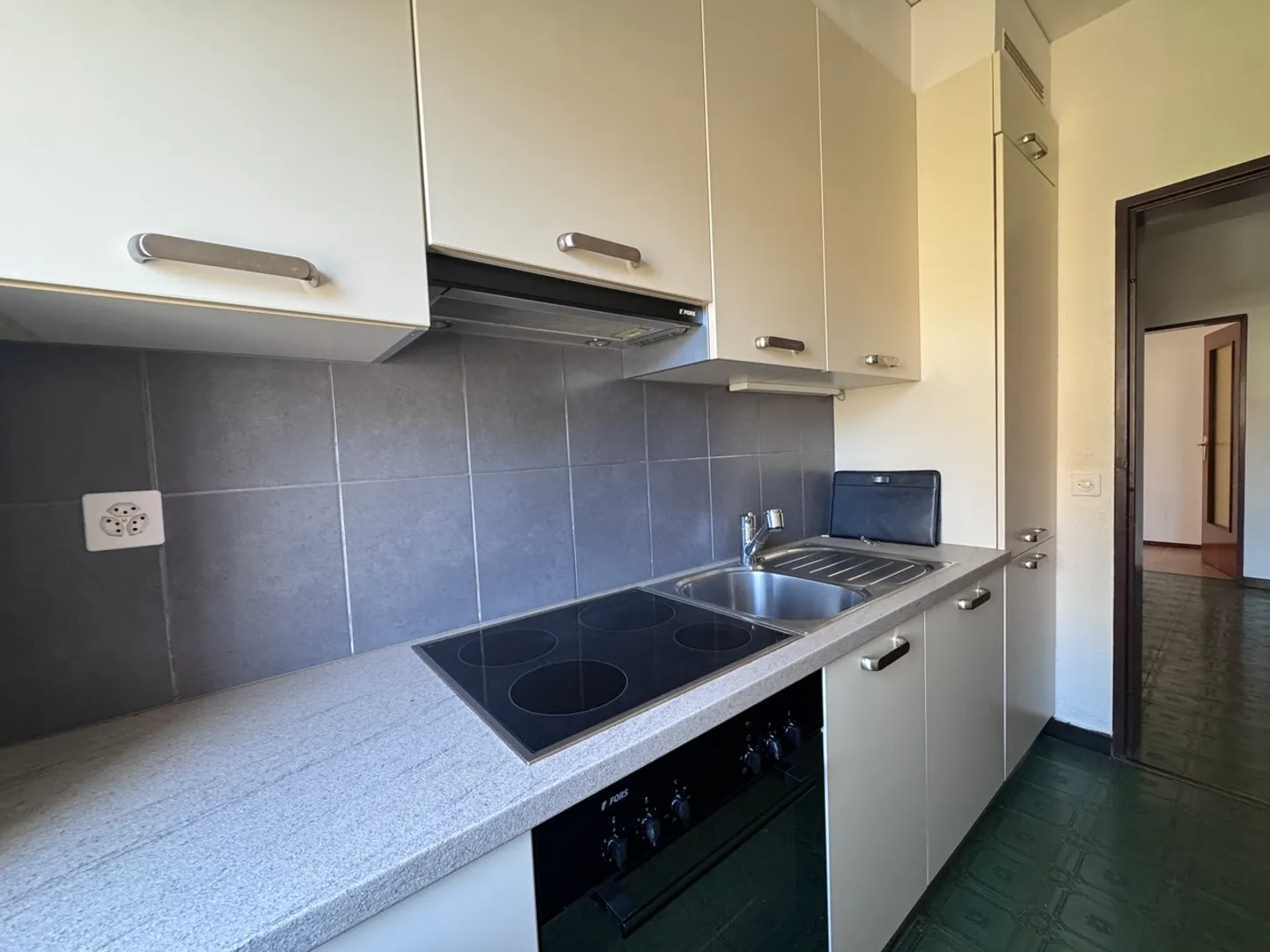 Apartment for sale - Photo 4 of 11