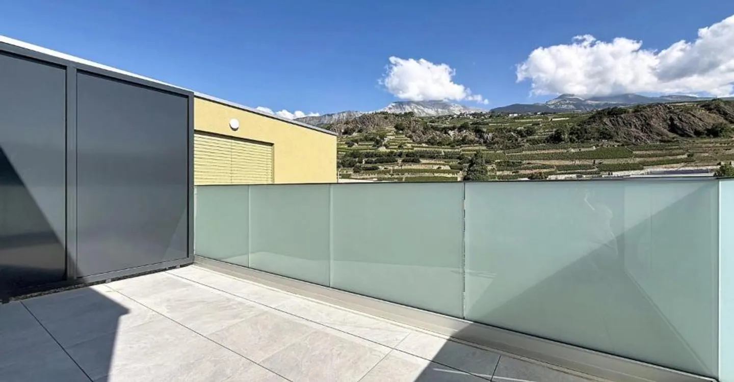 In affitto a Uvrier grande attico di 2.5 locali con terrazza - Foto 8 di 12