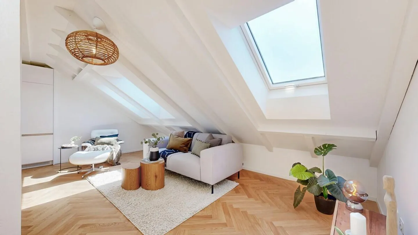 First rental: Fantastic 4.5 maisonette apartment with private roof terrace - Photo 3 of 10