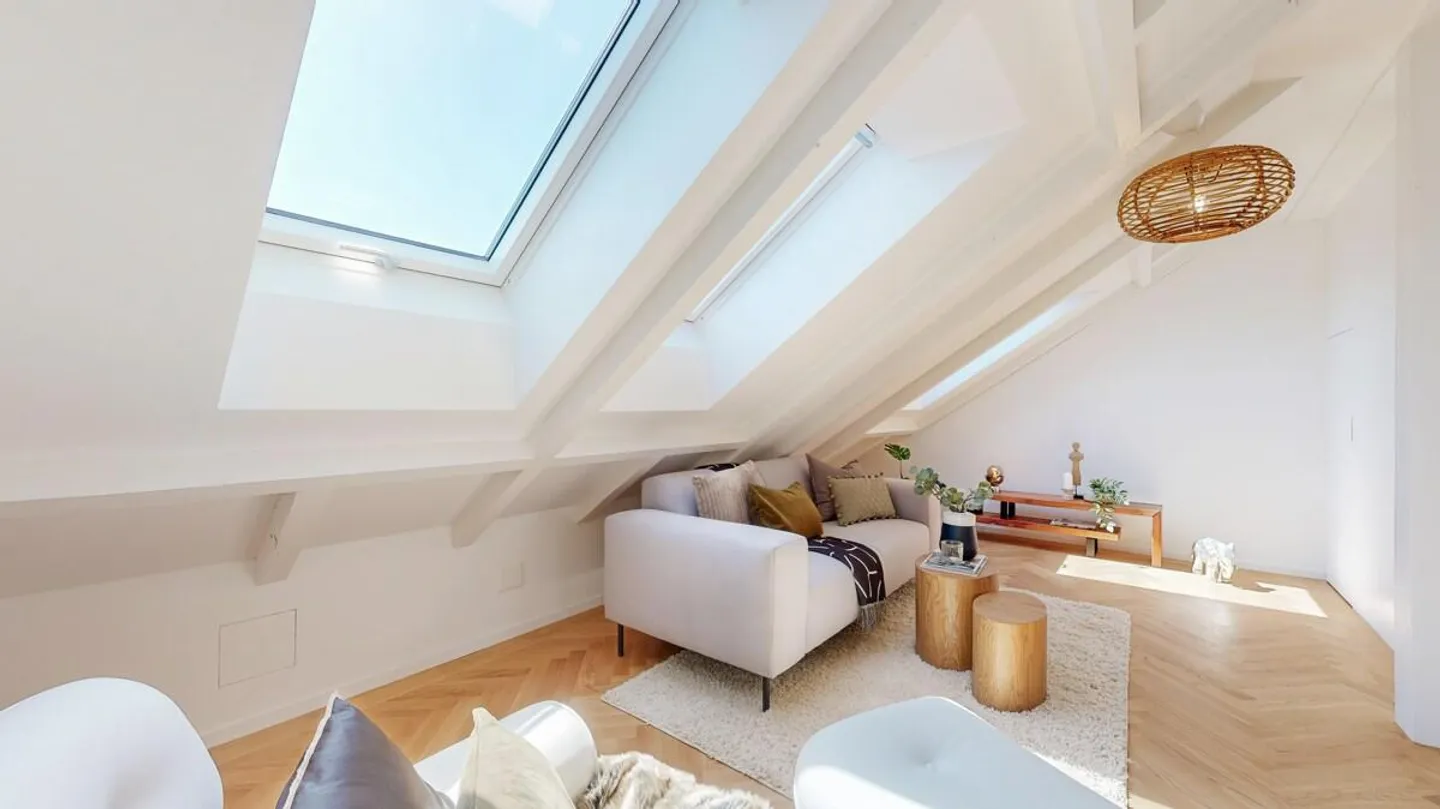 First rental: Fantastic 4.5 maisonette apartment with private roof terrace - Photo 4 of 10