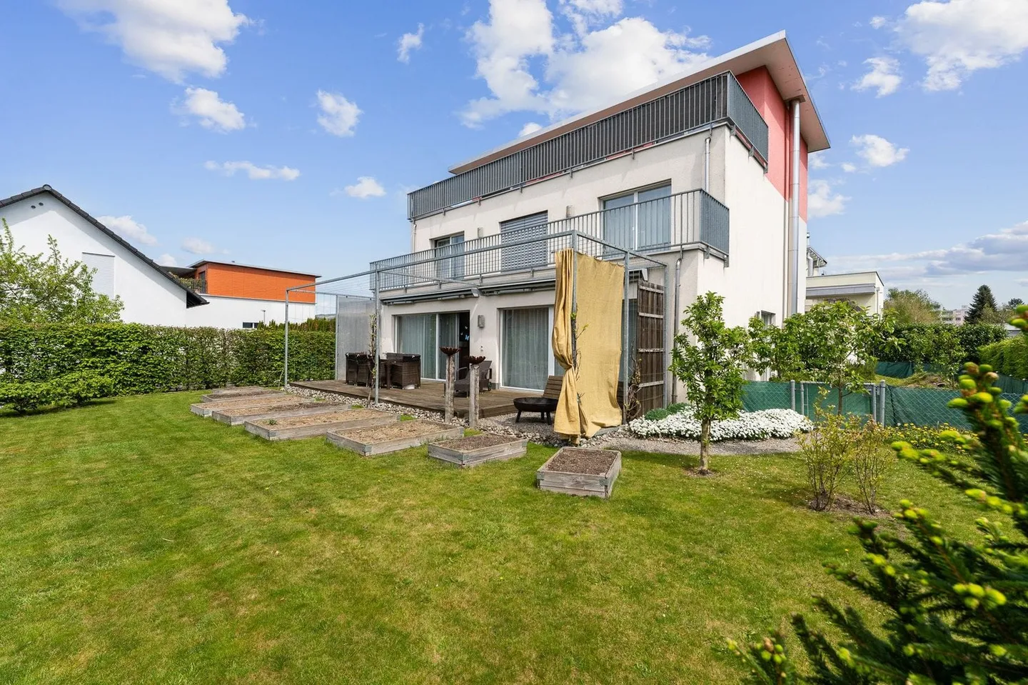 Maison individuelle de 5,5 pièces au design exclusif, jardin et double garage à Hochdorf - Photo 3 sur 13