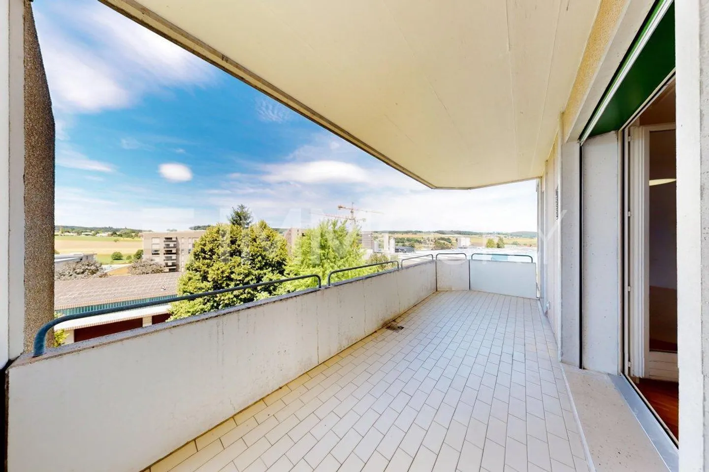 Geräumige Wohnung mit Balkon - Foto 1 von 5