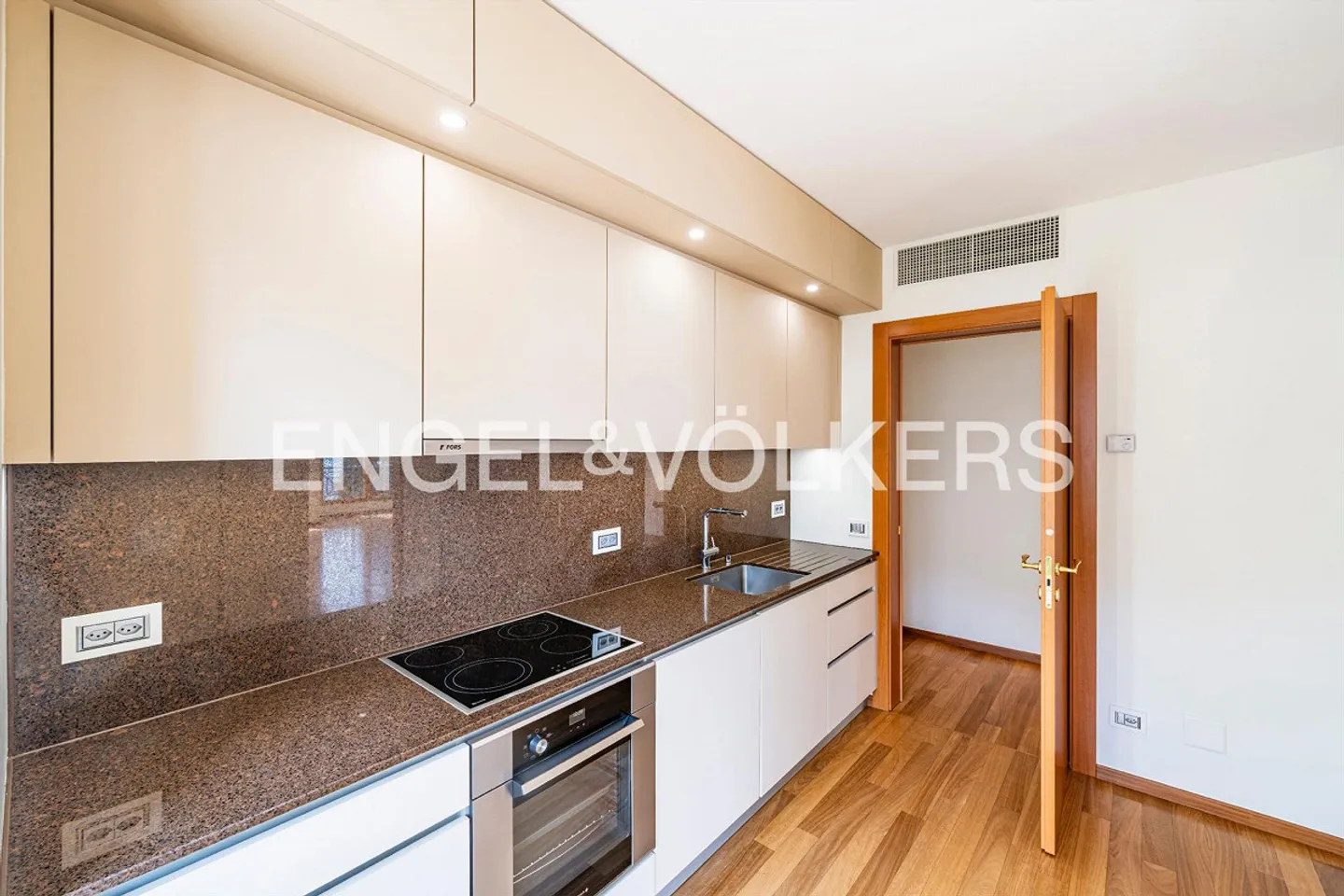 Lakefront Apartments in Lugano - Unit 10 - Photo 4 of 13