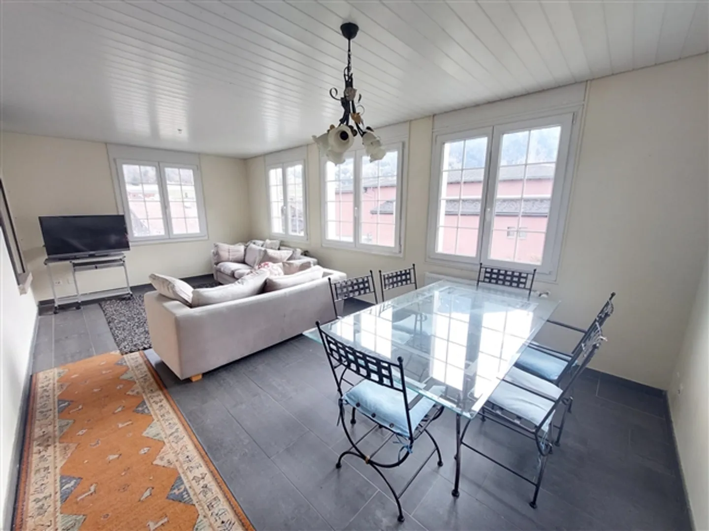 Exclusive - Photo 2 of 20