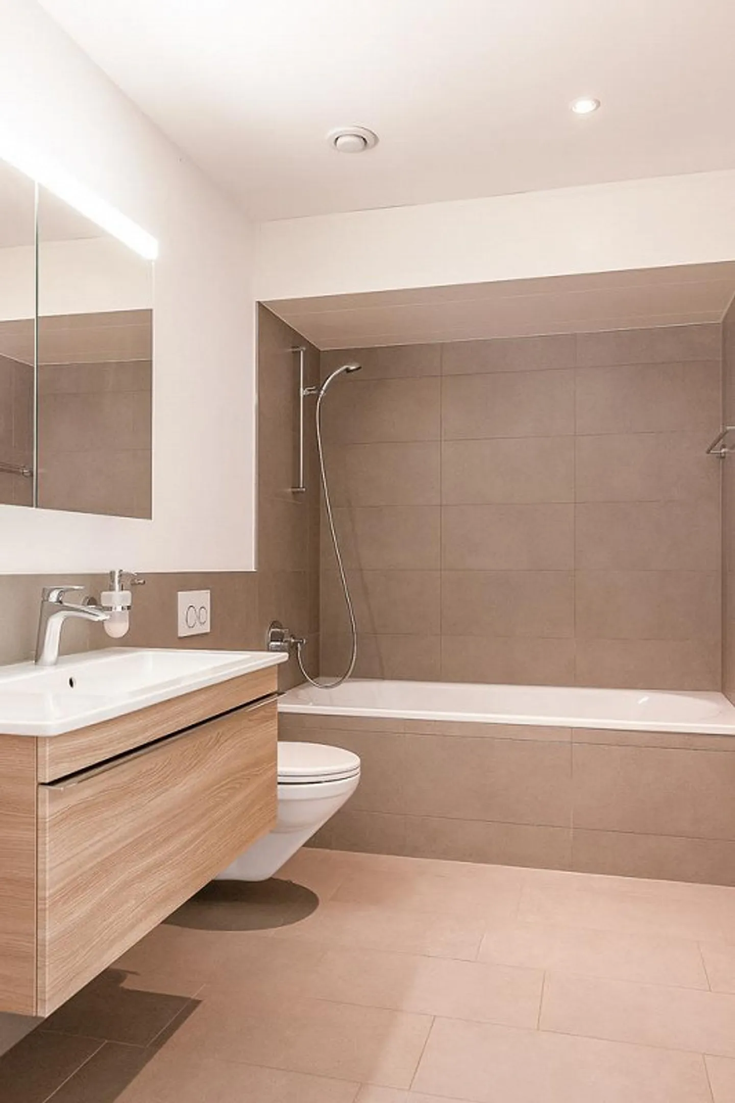 Vie moderne avec style et confort - Photo 6 sur 12