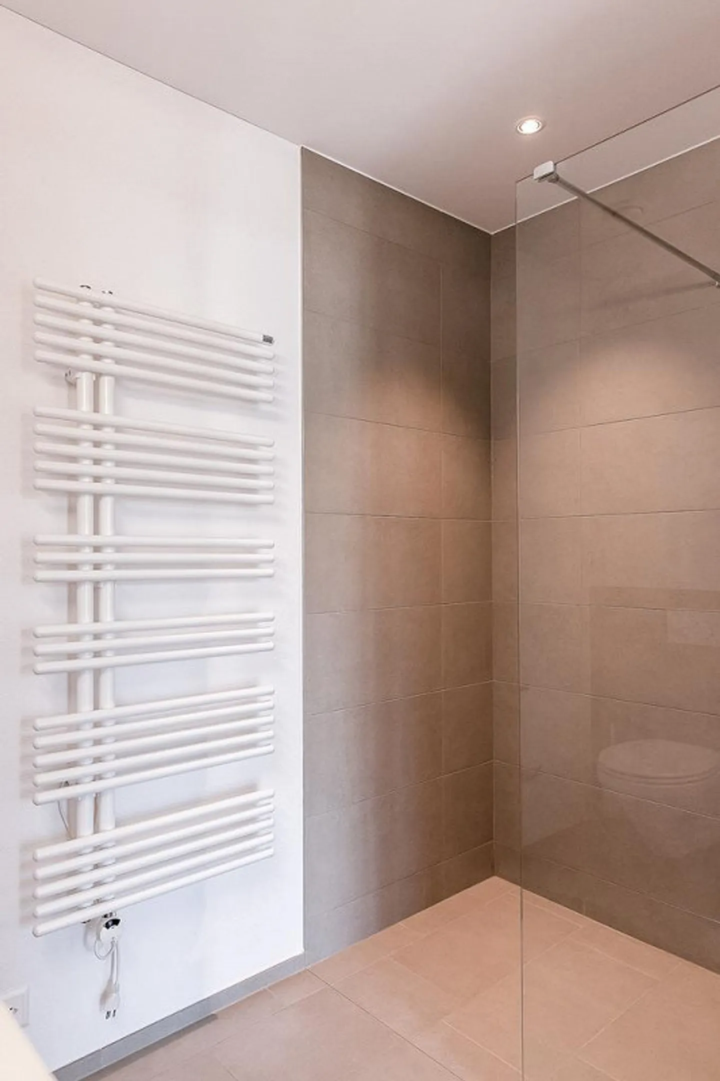 Vie moderne avec style et confort - Photo 7 sur 12