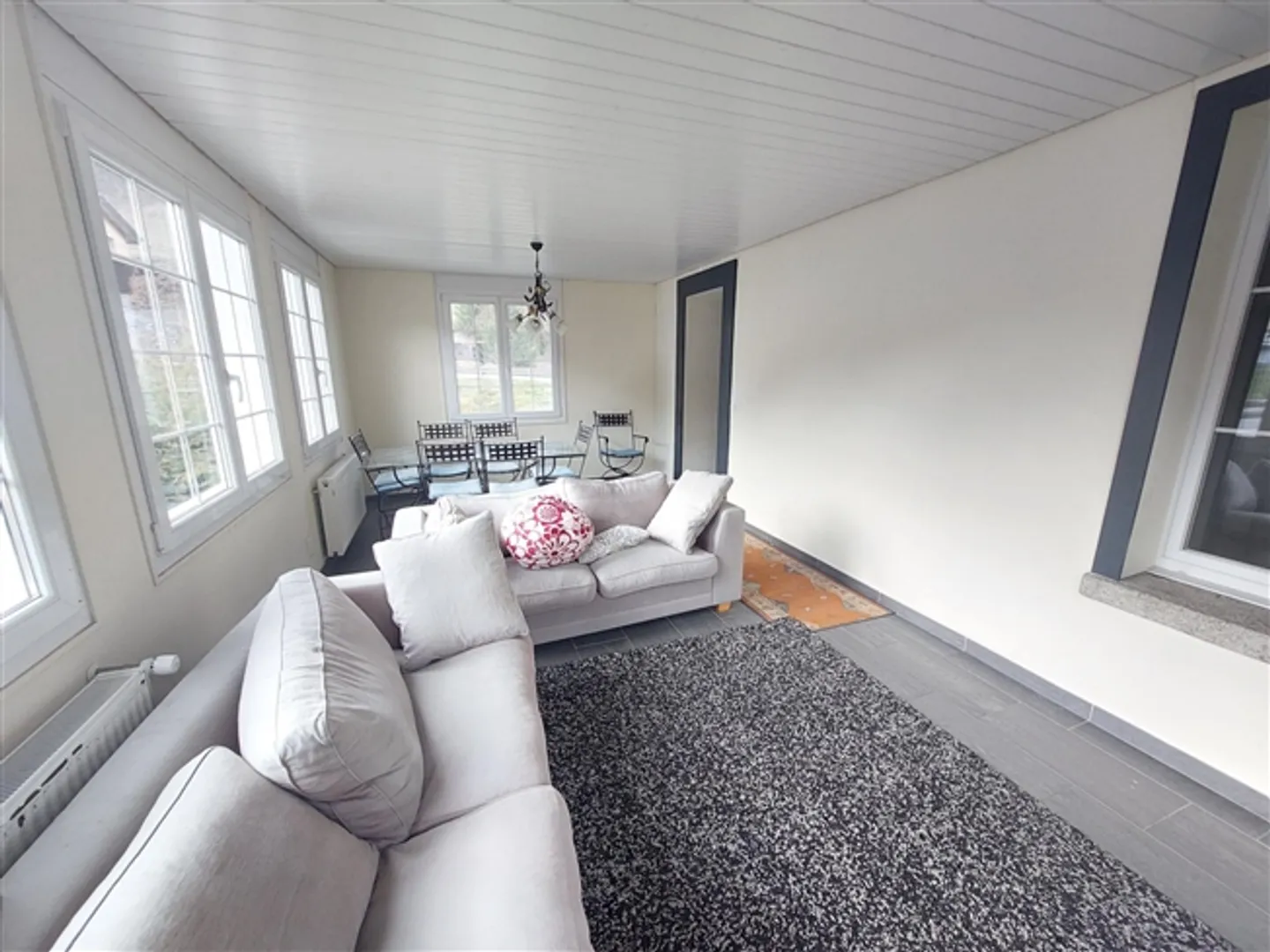 Exclusive - Photo 3 of 20