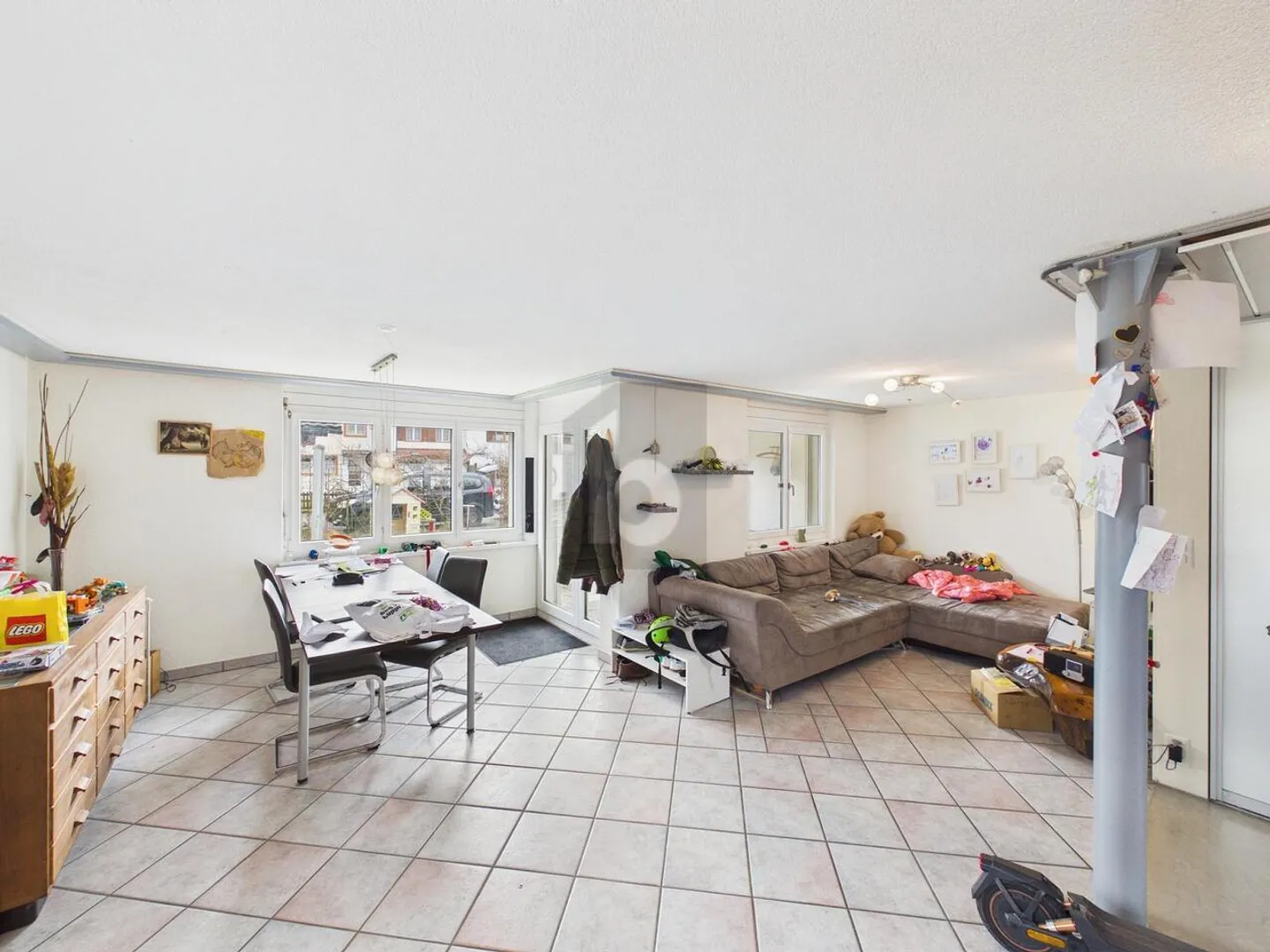 Maison de ville spacieuse - Photo 3 sur 6