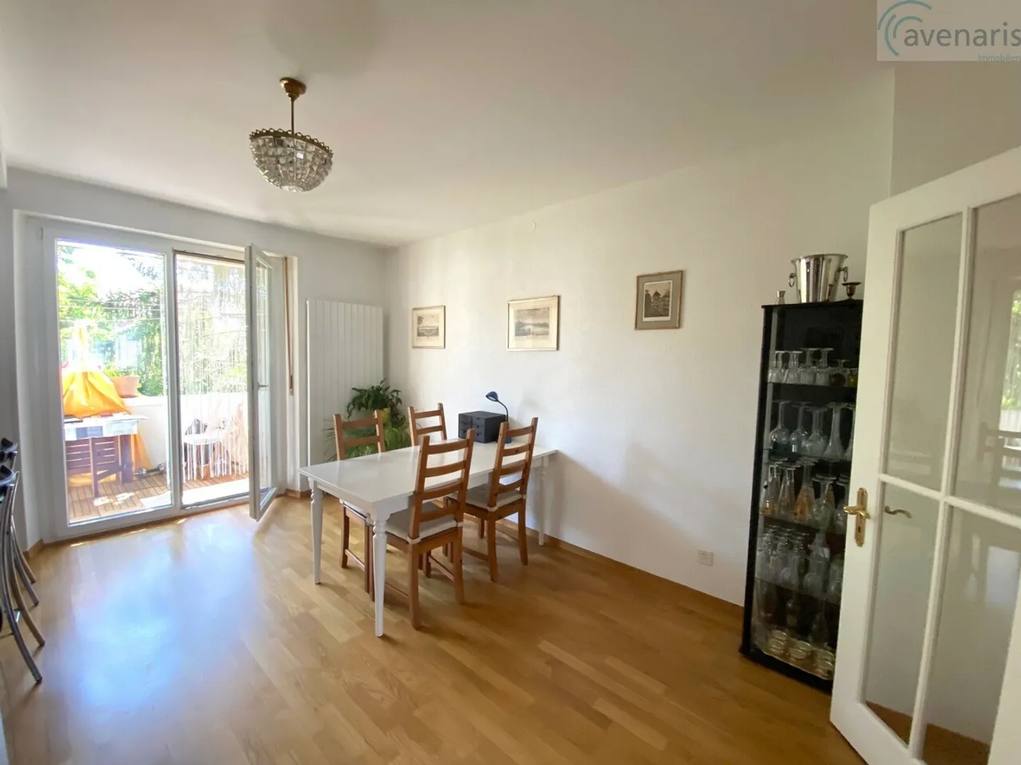 Spacious 2.5-room condominium with an attic - Photo 3 of 11