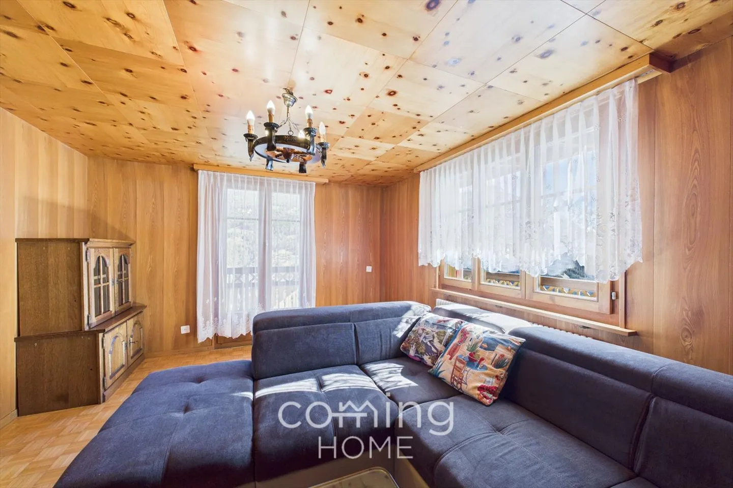 Charming 3.5-room apartment in Embd - including 2-room attic - Photo 7 of 13