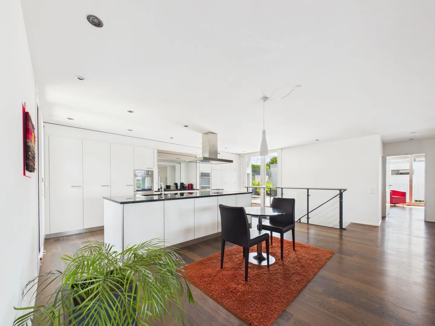 Exclusive 6.5-room maisonette terrace apartment with Alpine panorama & 75 m² sun terrace - Photo 8 of 13