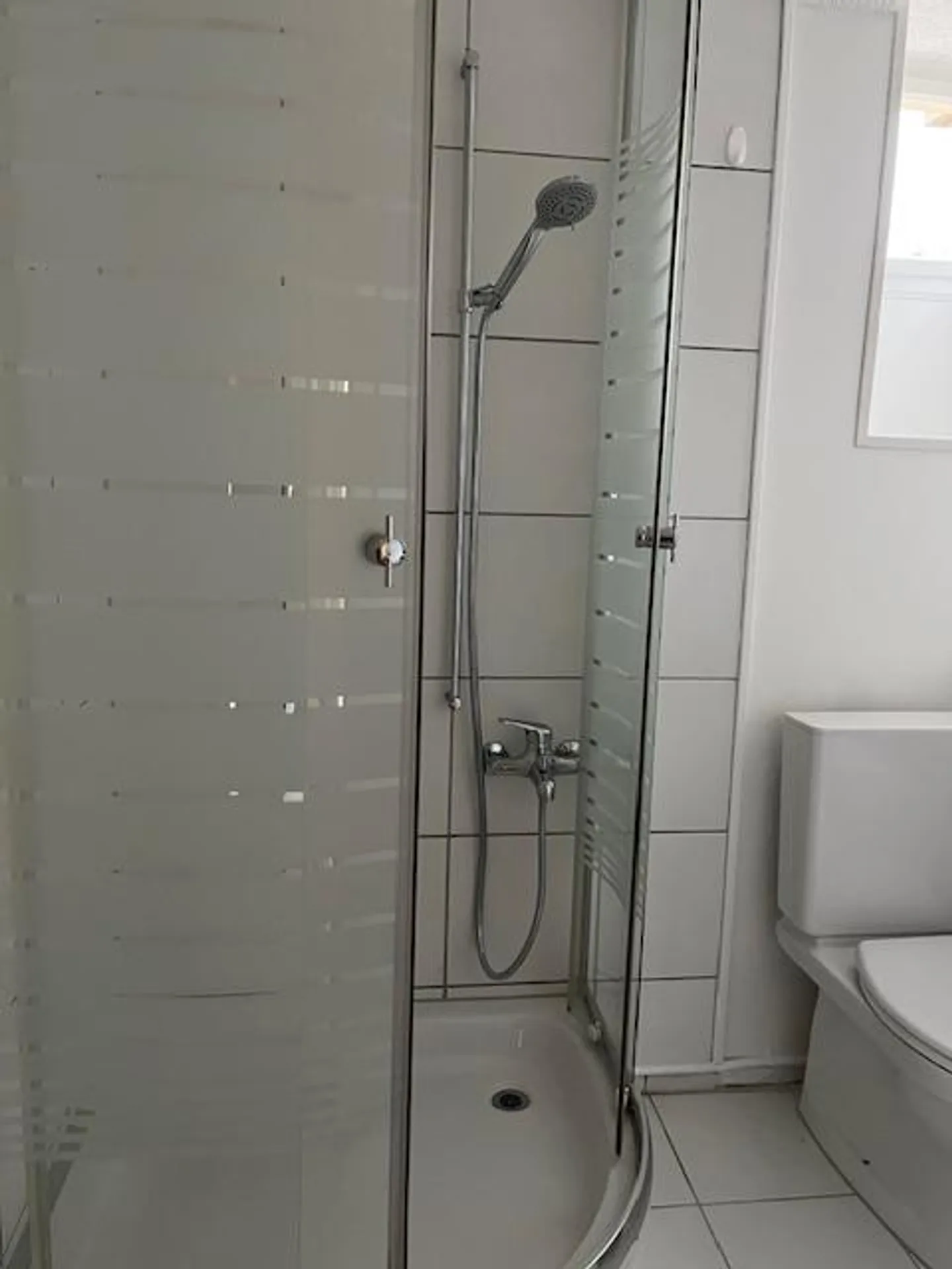 Office Space in 3-Room Apartment - Photo 4 of 5