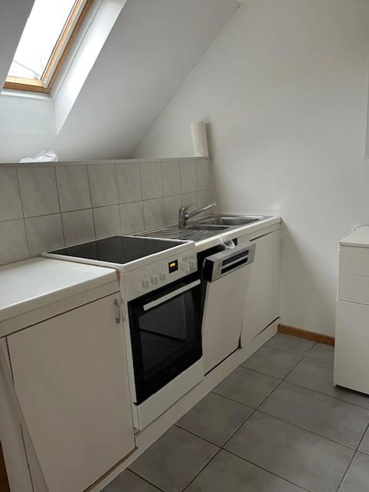 Office Space in 3-Room Apartment - Photo 5 of 5