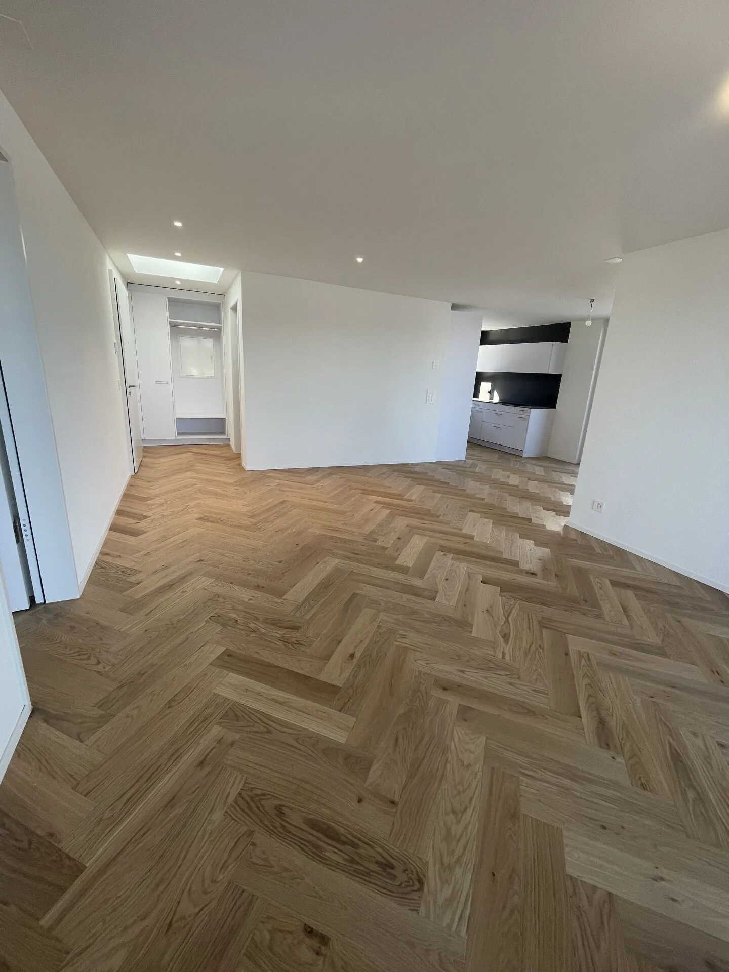 3.5 Room Penthouse Apartment North - Photo 10 of 26