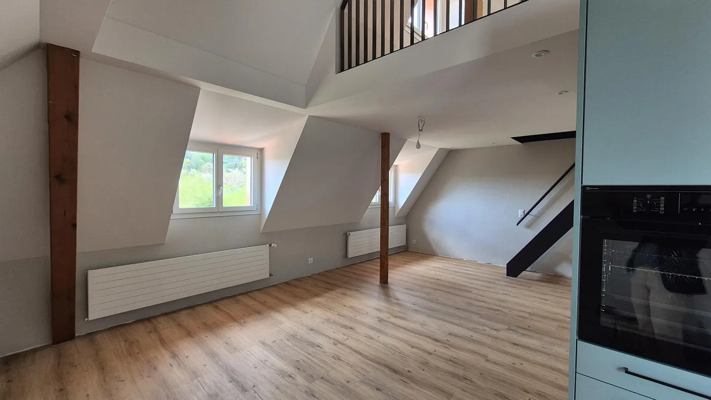 Stylische Duplex-Dachwohnung - Foto 2 von 10