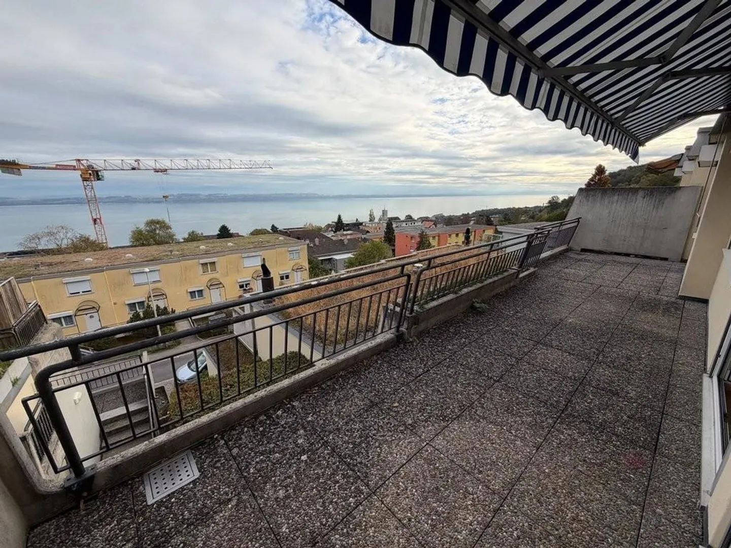 Duplex di 5,5 stanze con vista magnifica - Foto 3 di 12