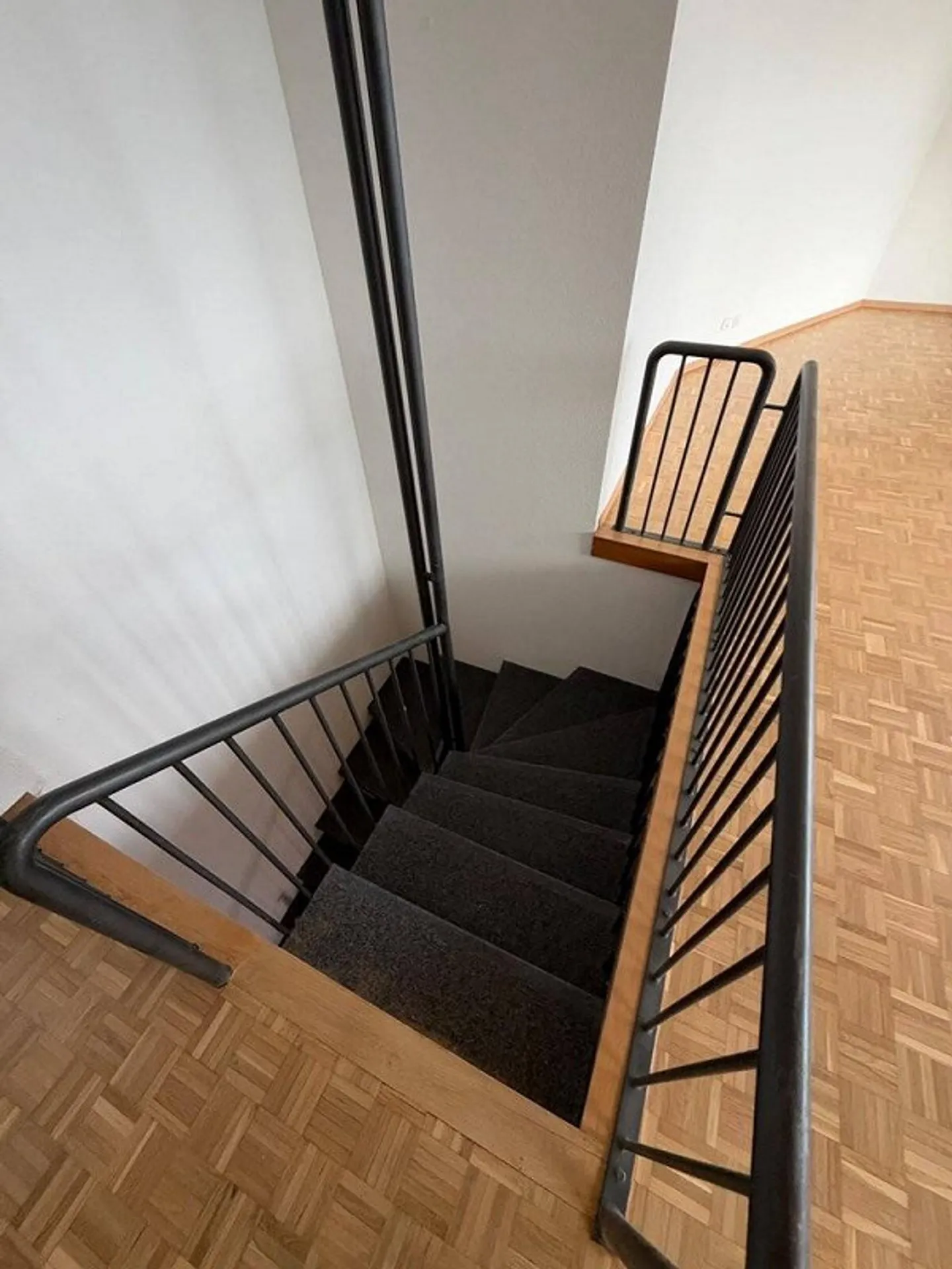 Duplex di 5,5 stanze con vista magnifica - Foto 7 di 12