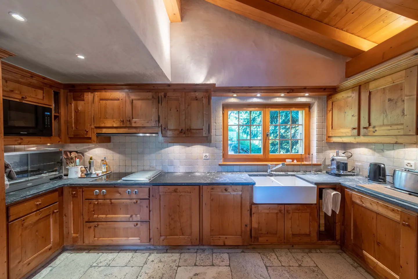 Einzigartige Gelegenheit in einer privilegierten alpinen Umgebung - Foto 4 von 9