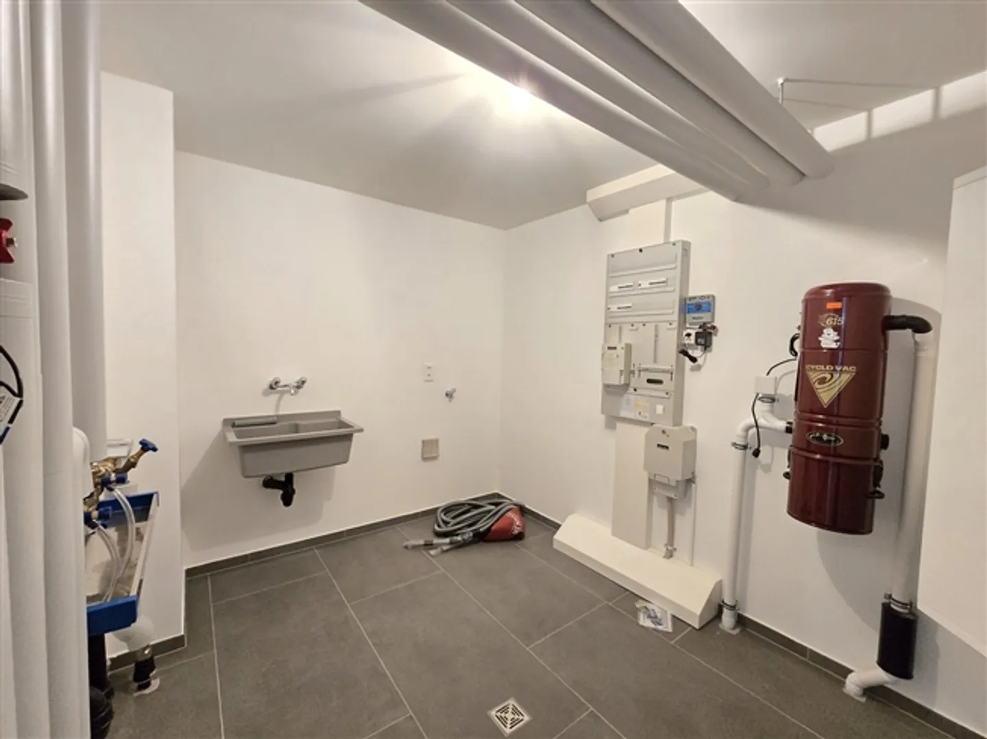 New Villa - 203 m2 and 845 m3 - Martigny - ref. 10242567 - Photo 9 of 13