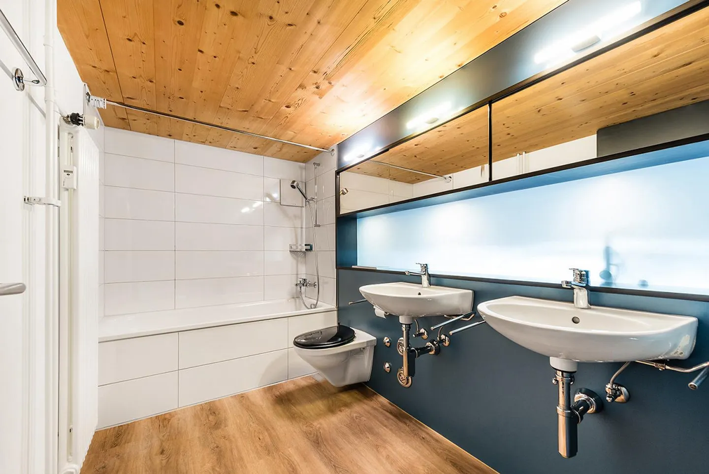 Design meets history - Residential jewel in a historic property - Photo 10 of 13