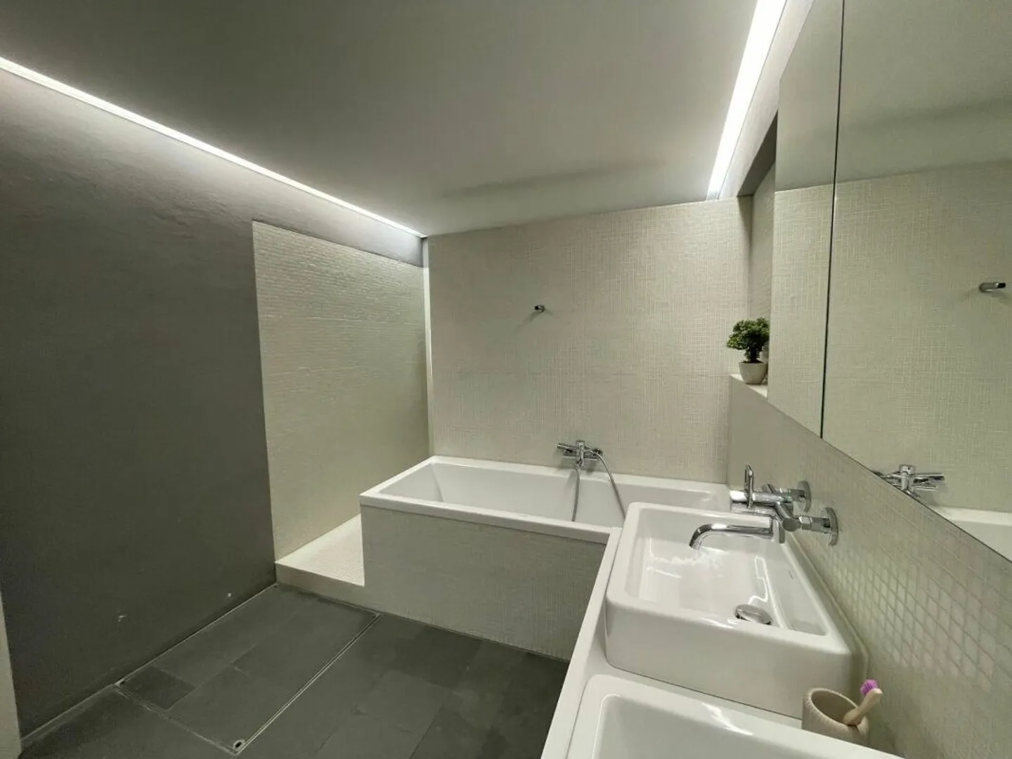 Between Monastery Wall and Sense of Life - Photo 15 of 18