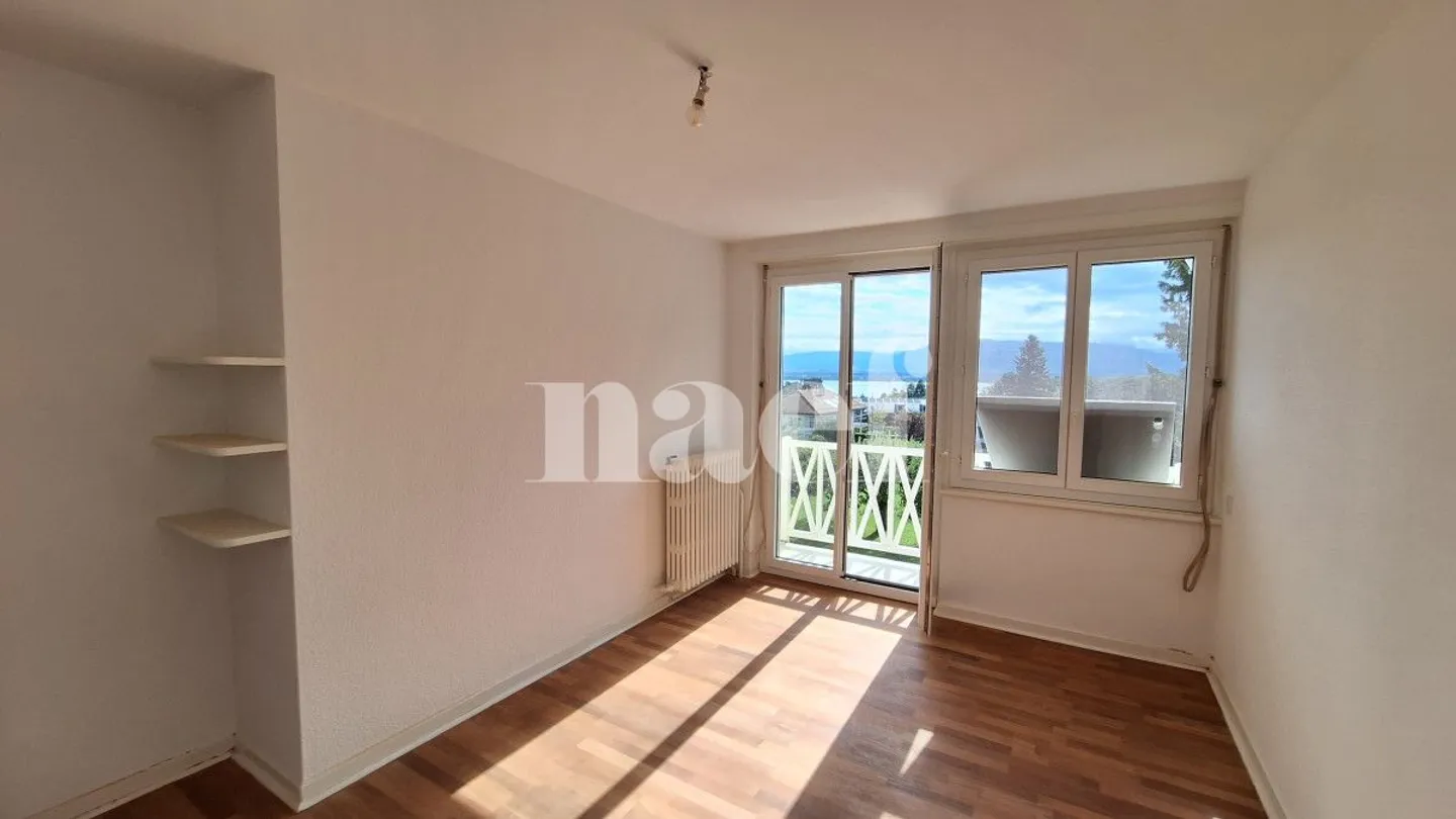 Schöne individuelle Immobilie mit 6,5 Zimmern von ca. 220 m2 mit großem Garten - Foto 7 von 13