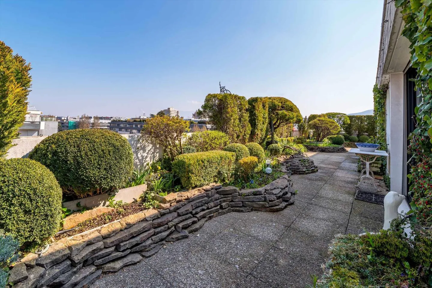Penthouse with beautiful gable terrace - Photo 1 of 4